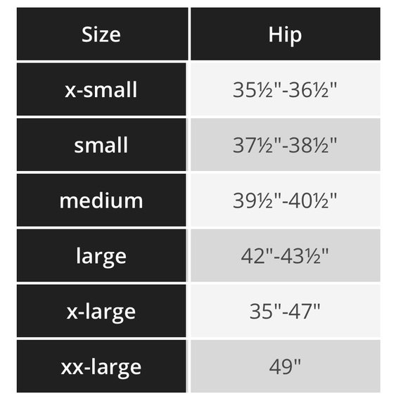 Floral Worthington Top! - Picture 7 of 7